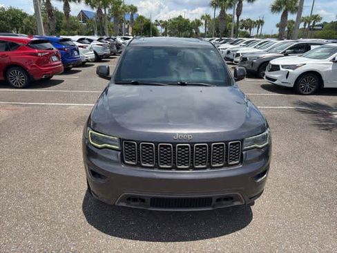 Used 2017 Jeep Grand Cherokee Limited 75th Anniversary AWD/4WD image 7