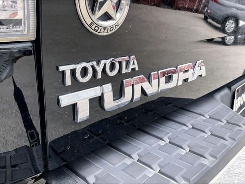 Used 2013 Toyota Tundra 2WD CrewMax w/ SR5 Pkg image 31
