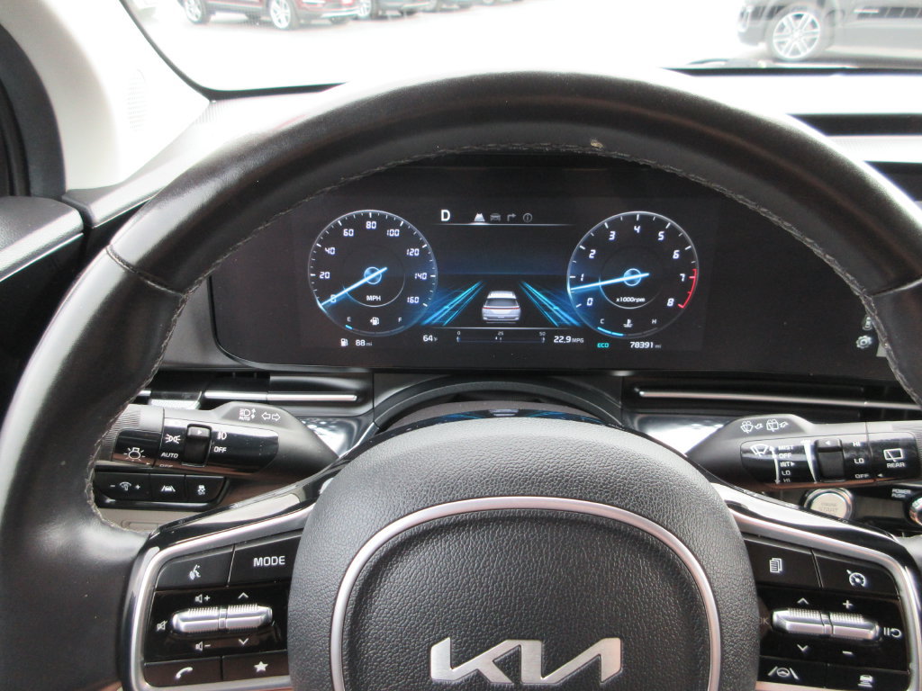 Used 2024 Kia Carnival SX Prestige FWD image 32