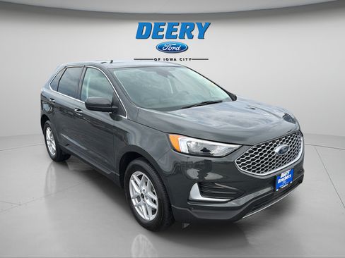 Used 2024 Ford Edge SEL AWD/4WD image 16