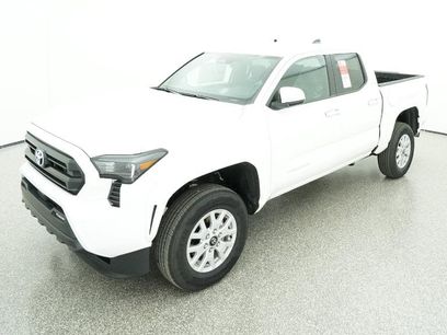 New 2025 Toyota Tacoma SR5