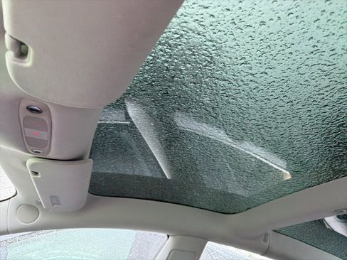 Used 2019 Tesla Model 3 Mid Range image 20