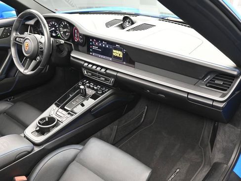 Used 2022 Porsche 911 Targa 4S image 10