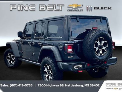 Used 2022 Jeep Wrangler Unlimited Rubicon image 2