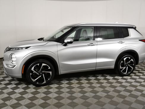 Used 2022 Mitsubishi Outlander SEL AWD/4WD image 9
