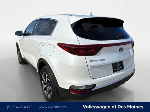 Used 2022 Kia Sportage LX image 4