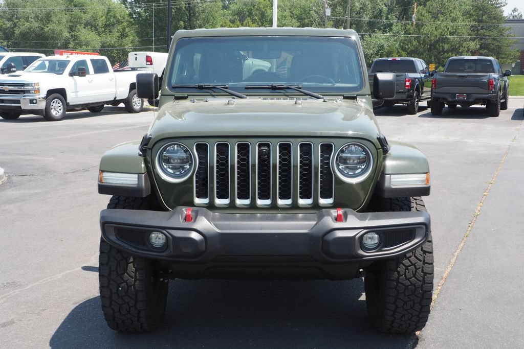 Used 2022 Jeep Wrangler Unlimited Sahara w/ LED Lighting Group AWD/4WD image 2