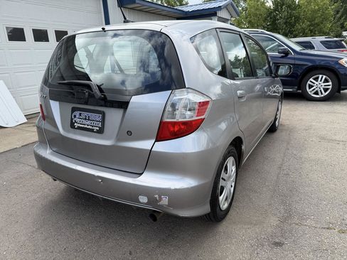 Used 2010 Honda Fit image 3