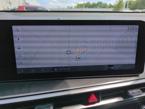 Certified 2025 Kia Sorento EX w/ Panoramic Sunroof Package FWD image 19