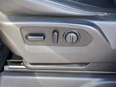 Used 2021 GMC Sierra 1500 SLT w/ Driver Alert Package II image 21