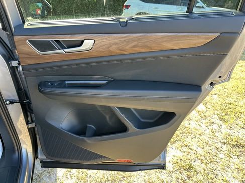 New 2026 Volkswagen Atlas SE image 41