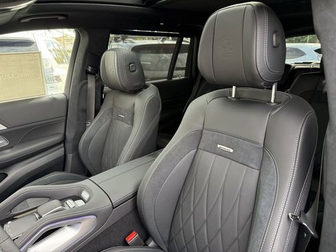 New 2026 Mercedes-Benz GLS 63 AMG 4MATIC image 14