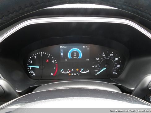Used 2021 Ford Escape SE w/ Cold Weather Package FWD image 17