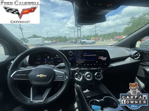 Used 2024 Chevrolet Blazer EV LT AWD/4WD image 10
