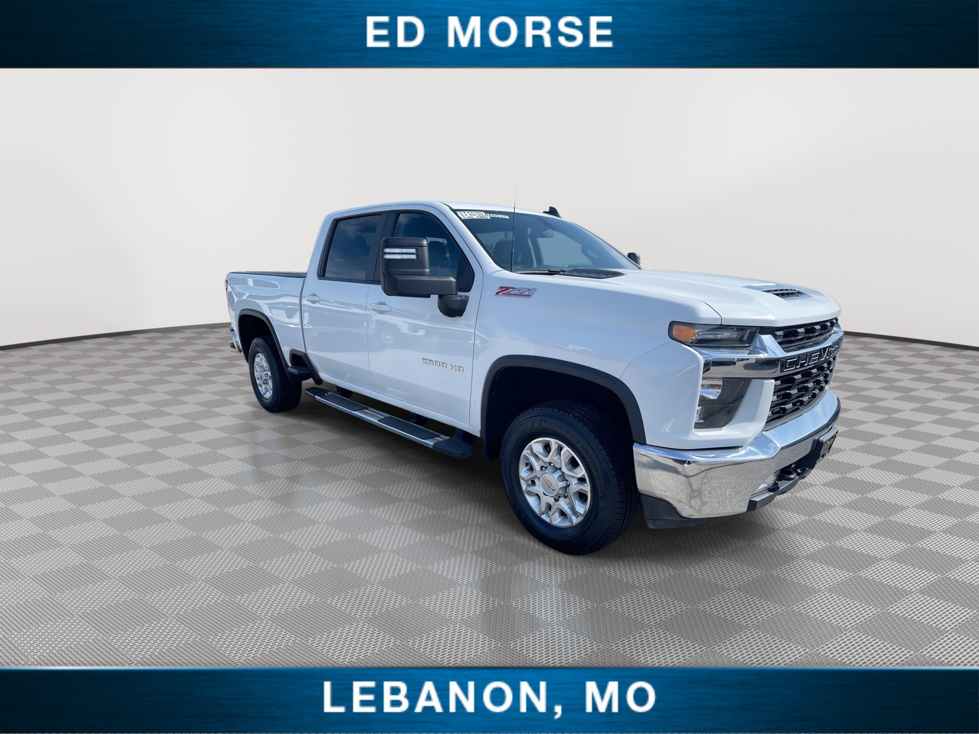 Used 2023 Chevrolet Silverado 2500 LT w/ Convenience Package AWD/4WD image 2
