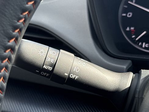 New 2025 Subaru Crosstrek 2.5i Limited w/ Crosstrek Mirror Package image 17