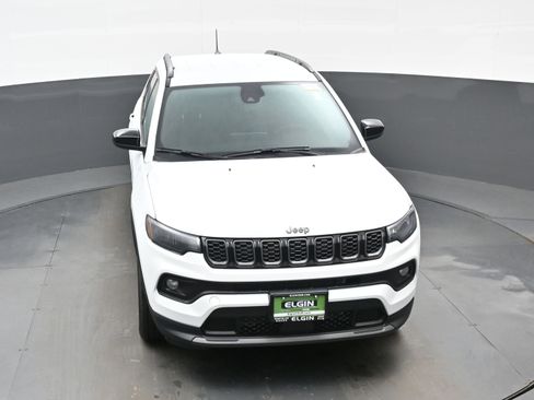 New 2026 Jeep Compass Latitude AWD/4WD image 28