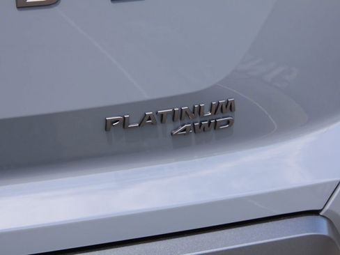 New 2026 Nissan Pathfinder Platinum AWD/4WD image 5