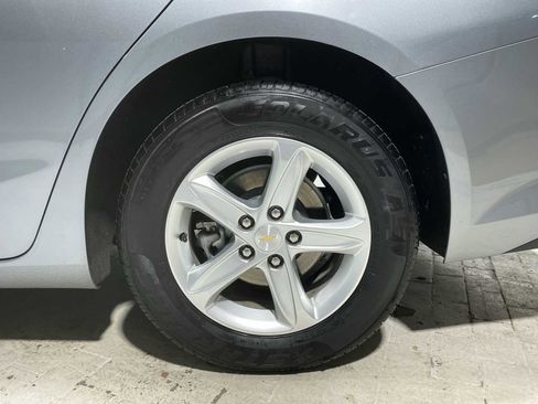 Used 2024 Chevrolet Malibu LT image 8