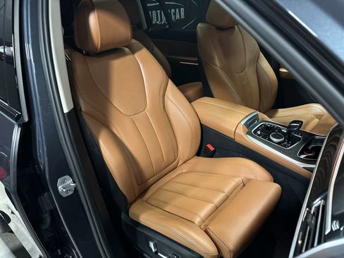Used 2021 BMW X7 xDrive40i w/ Premium Package image 53