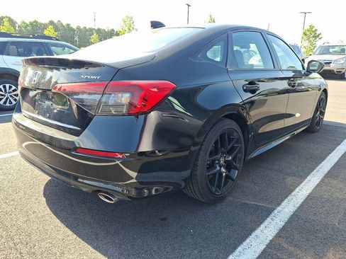 Used 2023 Honda Civic Sport image 7