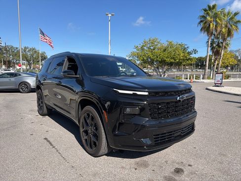Used 2024 Chevrolet Traverse RS w/ LPO, Floor Liner Package image 1