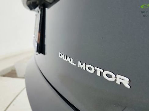 Used 2025 Tesla Model 3 Long Range AWD/4WD image 33