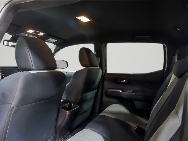 Used 2021 Toyota Tacoma TRD Sport AWD/4WD image 13