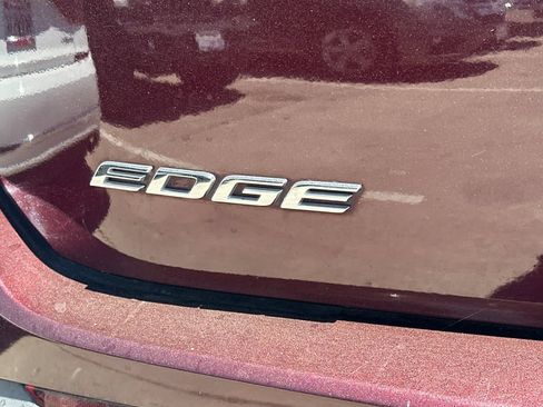 Used 2018 Ford Edge SEL w/ Equipment Group 201A FWD image 13