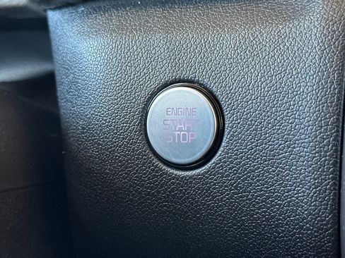 Used 2022 Kia Sorento S AWD/4WD image 25