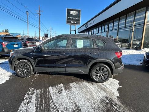 Used 2022 Volkswagen Taos S AWD/4WD image 6