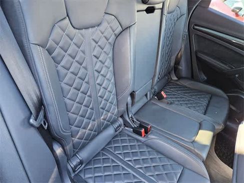 Used 2020 Audi SQ5 Prestige image 21