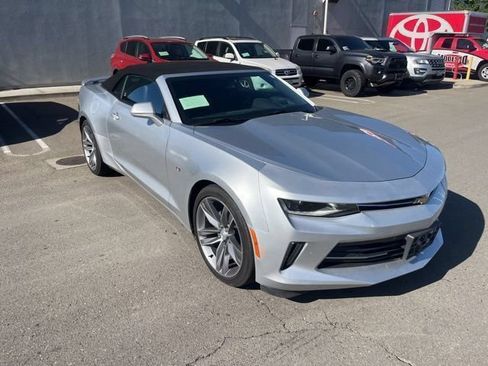 Used 2017 Chevrolet Camaro LT RWD image 3