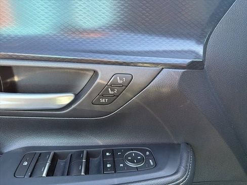 Used 2024 Toyota Grand Highlander AWD Hybrid image 9