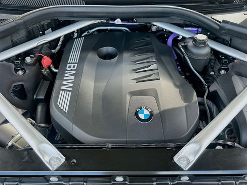 Used 2023 BMW X7 xDrive40i image 35