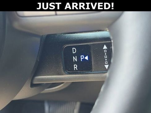 Used 2025 Hyundai Kona Limited image 17