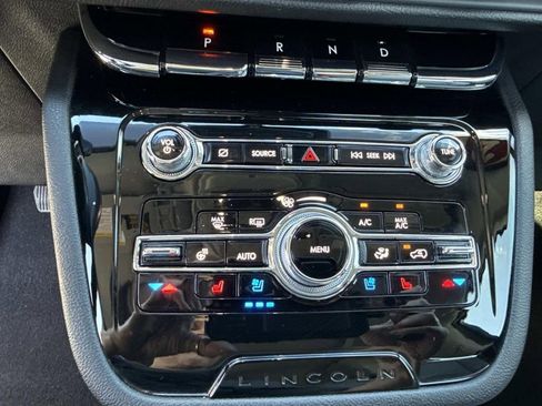 Certified 2021 Lincoln Corsair Reserve w/ Equipment Group 201A image 28