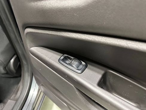 Used 2019 Ford Fiesta SE FWD image 15