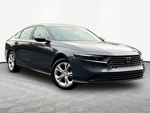 Used 2024 Honda Accord LX image 3