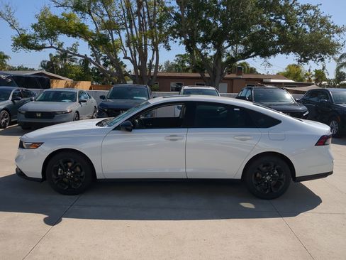 New 2025 Honda Accord SE image 8