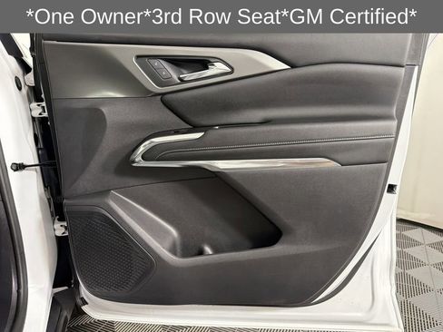 Used 2024 Chevrolet Traverse LT image 12