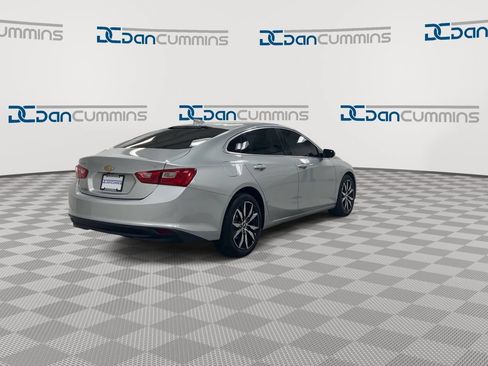 Used 2018 Chevrolet Malibu LT FWD image 8