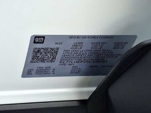 New 2025 Chevrolet Trax LT w/ Driver Confidence Package image 10