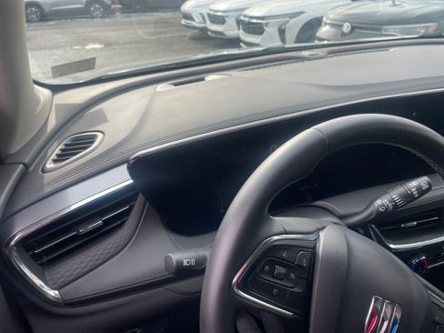 Used 2025 Buick Encore GX Preferred image 34