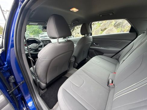 Certified 2022 Hyundai Elantra SEL FWD image 21