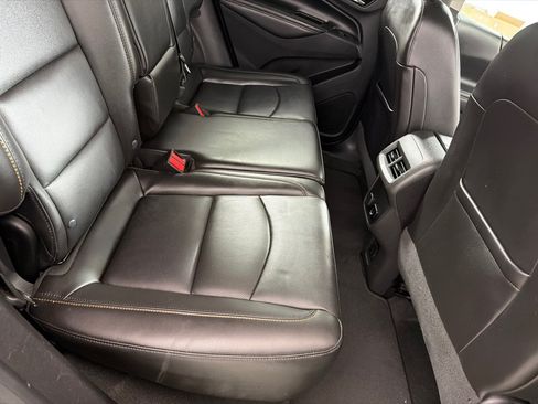 Used 2018 Chevrolet Equinox Premier FWD image 20