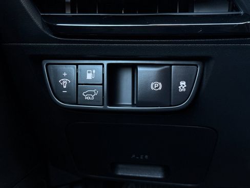 New 2025 Kia EV6 Wind image 29