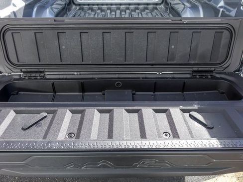 New 2026 Chevrolet Colorado LT image 9