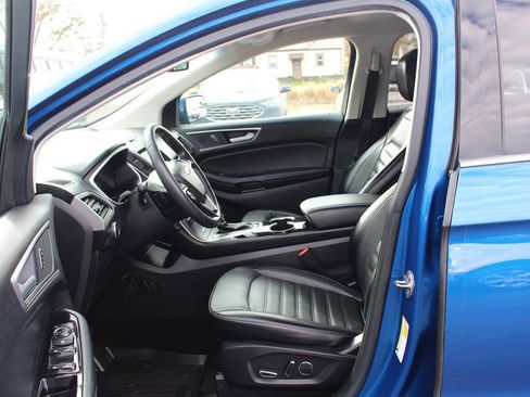 Used 2018 Ford Edge SEL w/ Equipment Group 201A image 9