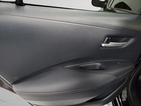 Certified 2025 Toyota Corolla SE FWD image 9